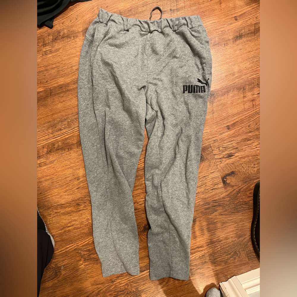 PUMA Sweatpants Large